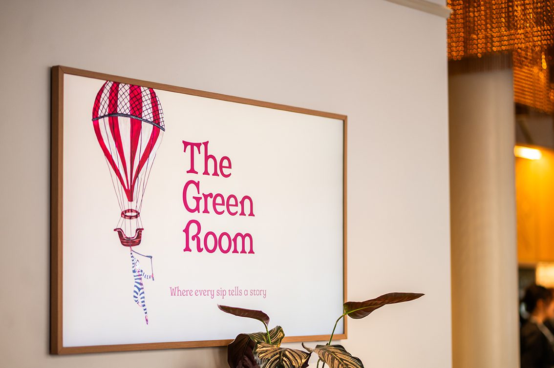 Meldrum_TheatreRoyal_TheGreenRoom-59